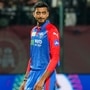 दिल्ली कॅपिटल्सचा कर्णधार अक्षर पटेल आजारपणामुळे २१ मे रोजी मुंबई इंडियन्सविरुद्ध खेळला नाही, त्याच्या अनुपस्थितीत फाफ डु प्लेसिसने नेतृत्व केले