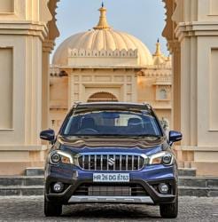 Maruti S-Cross 2017 gets a muscular new bonnet. Maruti S-Cross 2017 gets a muscular new bonnet.