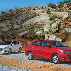 Read our reviews of the Toyota Yaris AT and Hyundai Verna AT and decide for yourself which one is better. Read our reviews of the Toyota Yaris AT and Hyundai Verna AT and decide for yourself which one is better.