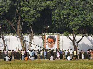 Shiv Sainiks visit Bal Thackeray's memorial at Shivaji Park to pay their respects. (Kalpak Pathak/HT photo) Shiv Sainiks visit Bal Thackeray's memorial at Shivaji Park to pay their respects. (Kalpak Pathak/HT photo)