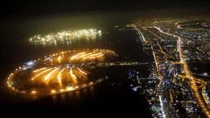 Dubai kicked off New Year with a dazzling bid for a new world record to cap those the Gulf city state already holds for its mammoth property developments.(AFP Photo) Dubai kicked off New Year with a dazzling bid for a new world record to cap those the Gulf city state already holds for its mammoth property developments.(AFP Photo)