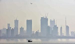 A poor AQI means Mumbaiites with heart or lung diseases, elderly people and children should reduce prolonged or heavy exertion.(HT File Photo) A poor AQI means Mumbaiites with heart or lung diseases, elderly people and children should reduce prolonged or heavy exertion.(HT File Photo)