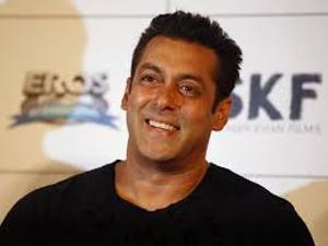 Earlier, actor Salman Khan extended his support towards the Brihanmumbai Municipal Corporation’s (BMC) campaign against open defecation and will be giving mobile toilets to be placed at various locations in the city.(HT file photo) Earlier, actor Salman Khan extended his support towards the Brihanmumbai Municipal Corporation’s (BMC) campaign against open defecation and will be giving mobile toilets to be placed at various locations in the city.(HT file photo)