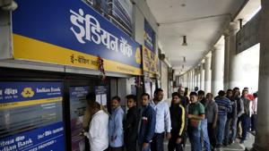 The application process for filling 324 probationary officer (PO) vacancies in Indian Bank will continue until December 22, 2016.(Sonu Mehta/HT file photo) The application process for filling 324 probationary officer (PO) vacancies in Indian Bank will continue until December 22, 2016.(Sonu Mehta/HT file photo)