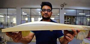 A’fat’ cricket bat showing off its depth and long spine.(HT Photo) A’fat’ cricket bat showing off its depth and long spine.(HT Photo)