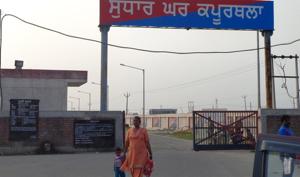 A convict on parole must agree to certain conditions prior to completion of maximum sentence period.(HT File Photo) A convict on parole must agree to certain conditions prior to completion of maximum sentence period.(HT File Photo)