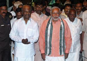 Tamil Superstar Rajinikanth (left) with then BJP’s prime ministerial candidate Narendra Modi, April 2014.(AFP) Tamil Superstar Rajinikanth (left) with then BJP’s prime ministerial candidate Narendra Modi, April 2014.(AFP)