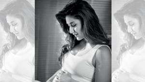 Kareena Kapoor Khan, who is expecting her first child sometime next week, has been glowing all this while and she made sure the world sees it.(HT Photo) Kareena Kapoor Khan, who is expecting her first child sometime next week, has been glowing all this while and she made sure the world sees it.(HT Photo)