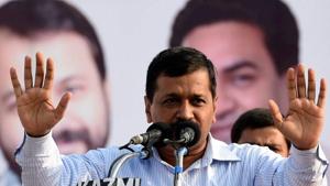 Delhi chief minister Arvind Kejriwal addresses a party rally in Lucknow on Sunday.(PTI Photo) Delhi chief minister Arvind Kejriwal addresses a party rally in Lucknow on Sunday.(PTI Photo)