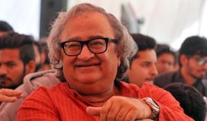 Tarek Fatah attends Indore Literature festival on Saturday.(Shankar Mourya/HT photo)