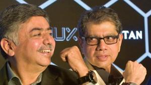Managing Director of Titan Co limited, Bhaskar Bhat along with CEO of Watches and Accessories Division of Titan, S Ravi Kant during the the launch of Titan JUXT - Titan's smartwatch.(PTI) Managing Director of Titan Co limited, Bhaskar Bhat along with CEO of Watches and Accessories Division of Titan, S Ravi Kant during the the launch of Titan JUXT - Titan's smartwatch.(PTI)