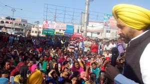 AAP has not sought permissions to hold most of their public gatherings and nukkad meetings in Mansa.(HT Photo) AAP has not sought permissions to hold most of their public gatherings and nukkad meetings in Mansa.(HT Photo)