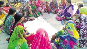 Women members of a self help group(SHG) in Bundi district’s Budhpura village hold a meeting.(HT Photo) Women members of a self help group(SHG) in Bundi district’s Budhpura village hold a meeting.(HT Photo)