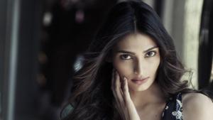 Athiya Shetty says Sonam Kapoor is a really sweet and warm person.(HT Photo) Athiya Shetty says Sonam Kapoor is a really sweet and warm person.(HT Photo)
