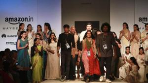 A model showcases designs during Amazon India Fashion Week Spring-Summer’17 on October 12, 2016 at NSIC Exhibition Complex in New Delhi, India.(Hindustan Times)