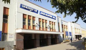 The searches were carried out to check if the new notes received at the ticket counters had been exchanged with the denotified notes of ₹500 and ₹1000.(HT file) The searches were carried out to check if the new notes received at the ticket counters had been exchanged with the denotified notes of ₹500 and ₹1000.(HT file)