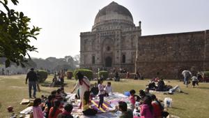 Over the last five years December month has been becoming progressively warmer in the Capital.(Sanjeev Verma/HT PHOTO) Over the last five years December month has been becoming progressively warmer in the Capital.(Sanjeev Verma/HT PHOTO)