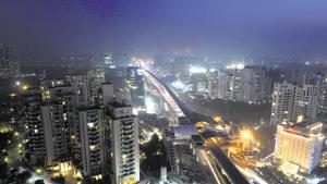 Experts say that private developers offer much better construction quality and facilities than state agencies. Also a massive inventory of ready to move in flats is already available in Noida and Gurgaon.(HT File Photo) Experts say that private developers offer much better construction quality and facilities than state agencies. Also a massive inventory of ready to move in flats is already available in Noida and Gurgaon.(HT File Photo)