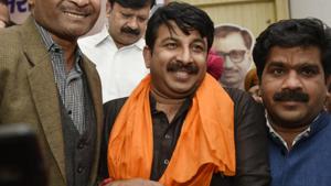 Delhi BJP chief Manoj Tiwari has challenged Delhi chief minister Arvind Kejriwal for an open debate on issues of development in Delhi.(HT Photo) Delhi BJP chief Manoj Tiwari has challenged Delhi chief minister Arvind Kejriwal for an open debate on issues of development in Delhi.(HT Photo)