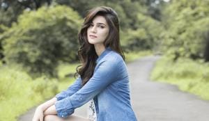 Kriti Sanon says when you are surrounded by amazing actors, there is so much energy on the sets. Kriti Sanon says when you are surrounded by amazing actors, there is so much energy on the sets.