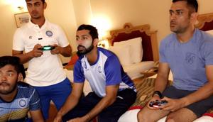 The day the announcement came of MS Dhoni’s retirement as India cricket team captain, Captain Cool so relaxed that even his Jharkhand Ranji Trophy teammates, who were with him on January 4, did not get any clue about the big decision.(HT Photo) The day the announcement came of MS Dhoni’s retirement as India cricket team captain, Captain Cool so relaxed that even his Jharkhand Ranji Trophy teammates, who were with him on January 4, did not get any clue about the big decision.(HT Photo)