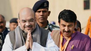 Sources said that Delhi BJP chief Manoj Tiwari (R) has submitted the list of probables to BJP president Amit Shah.(PTI File) Sources said that Delhi BJP chief Manoj Tiwari (R) has submitted the list of probables to BJP president Amit Shah.(PTI File)