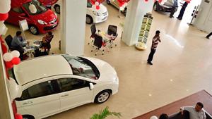 Government reports indicate that from 80,191 in October last year, registrations dipped to 63,548 in November. The sales further sharply declined in December when the figure stood at a mere 25,809.(Mint) Government reports indicate that from 80,191 in October last year, registrations dipped to 63,548 in November. The sales further sharply declined in December when the figure stood at a mere 25,809.(Mint)