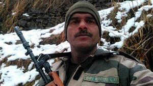 Tej Bahadur, part of the BSF’s 29th Battalion, had posted a video on social media showing poor food arrangements at his camp on the border.(Facebook/Tej Bahadur Yadav) Tej Bahadur, part of the BSF’s 29th Battalion, had posted a video on social media showing poor food arrangements at his camp on the border.(Facebook/Tej Bahadur Yadav)