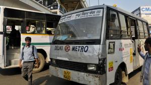 The Metro feeder buses play an important role in last-mile connectivity since transport modes in Delhi are not integrated.(Saumya Khandelwal/HT Photo) The Metro feeder buses play an important role in last-mile connectivity since transport modes in Delhi are not integrated.(Saumya Khandelwal/HT Photo)