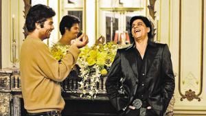 Karan Johar with actor Shah Rukh Khan on the sets of Kabhi Alvida Na Kehna.(Penguin) Karan Johar with actor Shah Rukh Khan on the sets of Kabhi Alvida Na Kehna.(Penguin)