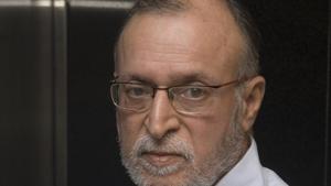 A senior DDA official said Anil Baijal (in pic), authority chairman and lieutenant governor, visited DDA’s headquarters at Vikas Sadan on January 12 and told the officials that he wanted all activities of DDA to be online.(HT File Photo) A senior DDA official said Anil Baijal (in pic), authority chairman and lieutenant governor, visited DDA’s headquarters at Vikas Sadan on January 12 and told the officials that he wanted all activities of DDA to be online.(HT File Photo)