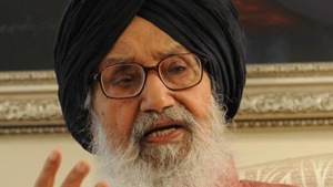 Badal had delivered the speech in apparent retaliation, as he was hit with a shoe by a protester in his constituency, Lambi, on January 11.(HT File Photo) Badal had delivered the speech in apparent retaliation, as he was hit with a shoe by a protester in his constituency, Lambi, on January 11.(HT File Photo)