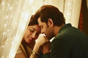 Hrithik Roshan and Yami Gautam are refreshing as a blind couple very much in love. Hrithik Roshan and Yami Gautam are refreshing as a blind couple very much in love.