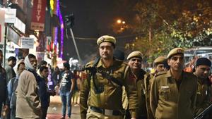 The Delhi Police, one of the largest metropolitan police forces in the world with a current strength of 76,000, requires an additional 54,482 posts to improve policing in the capital.(Sanjeev Verma/Hindustan Times) The Delhi Police, one of the largest metropolitan police forces in the world with a current strength of 76,000, requires an additional 54,482 posts to improve policing in the capital.(Sanjeev Verma/Hindustan Times)
