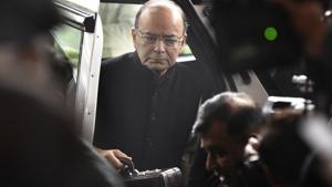 Finance minister Arun Jaitley arrives at the Parliament House to present the Union Budget 2017-18 on Wednesday.(Sonu Mehta/HT Photo) Finance minister Arun Jaitley arrives at the Parliament House to present the Union Budget 2017-18 on Wednesday.(Sonu Mehta/HT Photo)