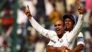 Virender Sehwag congratulated former Indian cricket team captain Anil Kumble on the 18th anniversary of his 10/74 haul in an innings against Pakistan.(Getty Images) Virender Sehwag congratulated former Indian cricket team captain Anil Kumble on the 18th anniversary of his 10/74 haul in an innings against Pakistan.(Getty Images)