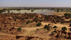 About 18km from Jaisalmer, Paliwal is a protected monument under the Archaeological Survey of India.(HT Photo) About 18km from Jaisalmer, Paliwal is a protected monument under the Archaeological Survey of India.(HT Photo)