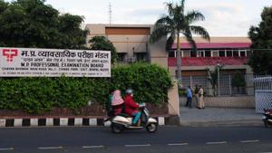 Vyapam is likely to cancel the candidature of 62 more students who appeared in PMT between 2008 and 2011. ()(Mujeeb Faruqui/Hindustan Times) Vyapam is likely to cancel the candidature of 62 more students who appeared in PMT between 2008 and 2011. ()(Mujeeb Faruqui/Hindustan Times)