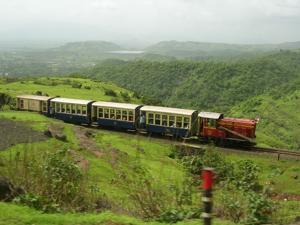 The bench was hearing a plea filed by a Matheran resident, who was served a demolition notice by the local municipal body citing a January 2017 National Green Tribunal (NGT) order banning new construction in the area.(HT file) The bench was hearing a plea filed by a Matheran resident, who was served a demolition notice by the local municipal body citing a January 2017 National Green Tribunal (NGT) order banning new construction in the area.(HT file)