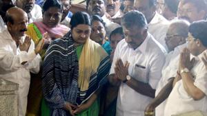Deepa Jayakumar, former Tamil Nadu chief minister J Jayalalithaa's niece, with O Panneerselvam at the memorial of her aunt in Chennai(PTI file photo) Deepa Jayakumar, former Tamil Nadu chief minister J Jayalalithaa's niece, with O Panneerselvam at the memorial of her aunt in Chennai(PTI file photo)