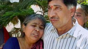 Parents of engineer Srinivas Kuchibhotla mourn his death in Hyderabad. Kuchibhotla was killed in a shooting at a bar in Kansas City.(PTI Photo) Parents of engineer Srinivas Kuchibhotla mourn his death in Hyderabad. Kuchibhotla was killed in a shooting at a bar in Kansas City.(PTI Photo)