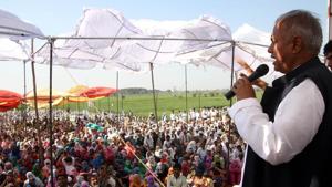 The Jat leader Yashpal Malik had earlier asked the community members to stop paying electricity, water bills and repayment of loans to government agencies from March.(HT File PHoto/Manoj Dhaka) The Jat leader Yashpal Malik had earlier asked the community members to stop paying electricity, water bills and repayment of loans to government agencies from March.(HT File PHoto/Manoj Dhaka)
