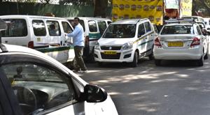 The Ola & Uber drivers during protest at Jantar Mantar in New Delhi, India, on Monday, February 20, 2017.(Sushil Kumar/HT PHOTO)