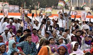 Congress workers and supporters at Rahul Gandhi’s rally at Ramlila Maidan on Tuesday.(Mohd Zakir/HT Photo) Congress workers and supporters at Rahul Gandhi’s rally at Ramlila Maidan on Tuesday.(Mohd Zakir/HT Photo)