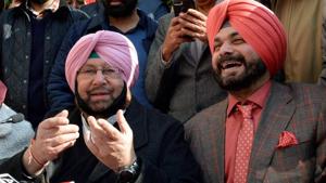 Punjab Pradesh Congress Committee president Amarinder Singh, Congress party candidate and former BJP MP Navjot Singh Sidhu, AICC in charge of Punjab Asha Kumari along with other party leaders during a joint press conference, in Amritsar.(PTI File Photo) Punjab Pradesh Congress Committee president Amarinder Singh, Congress party candidate and former BJP MP Navjot Singh Sidhu, AICC in charge of Punjab Asha Kumari along with other party leaders during a joint press conference, in Amritsar.(PTI File Photo)
