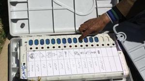 Experts feel voters may also be more attracted to wealthy candidates because they are seen as being better able to grease the wheels of local bureaucracies.(HT File) Experts feel voters may also be more attracted to wealthy candidates because they are seen as being better able to grease the wheels of local bureaucracies.(HT File)