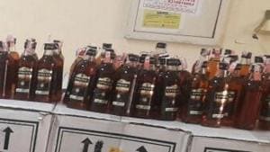 Recovery of liquor from a government school sparked off protest in Gaya district.(Representative photo) Recovery of liquor from a government school sparked off protest in Gaya district.(Representative photo)