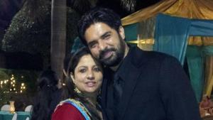 The couple’s photograph on Ekam’s Facebook account.(HT Photo) The couple’s photograph on Ekam’s Facebook account.(HT Photo)