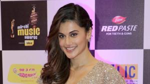 Taapsee says she makes sure she drinks a lot of water and avoid gluten and lactose for her skin and body.(HT Photo) Taapsee says she makes sure she drinks a lot of water and avoid gluten and lactose for her skin and body.(HT Photo)