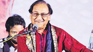 Ghazal singer Ghulam Ali is scheduled to perform at the Sankatmochan Temple in Varanasi next month.(HT File) Ghazal singer Ghulam Ali is scheduled to perform at the Sankatmochan Temple in Varanasi next month.(HT File)